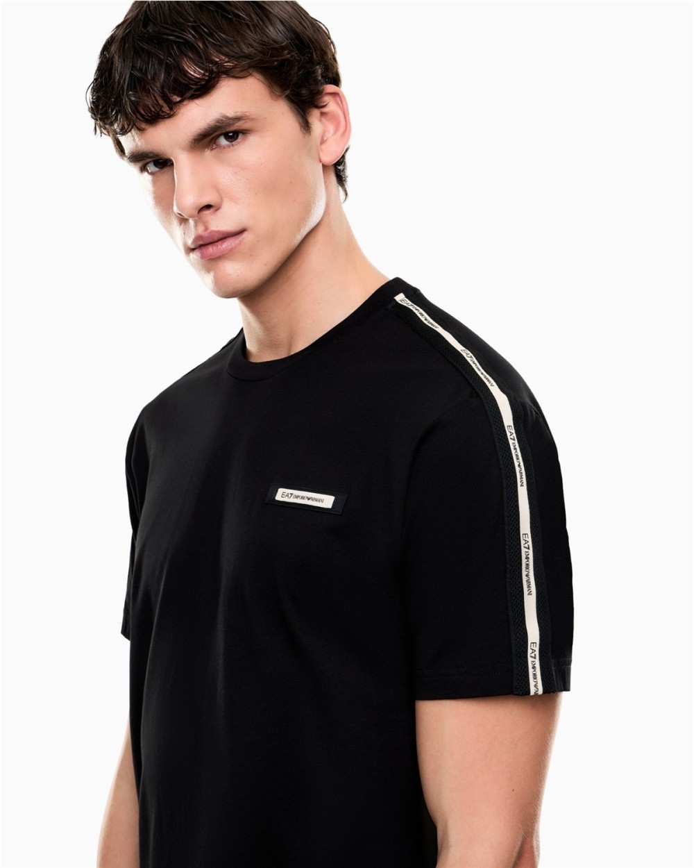 CAMISETA DE CUELLO REDONDO DE ALGODON LOGO SERIES