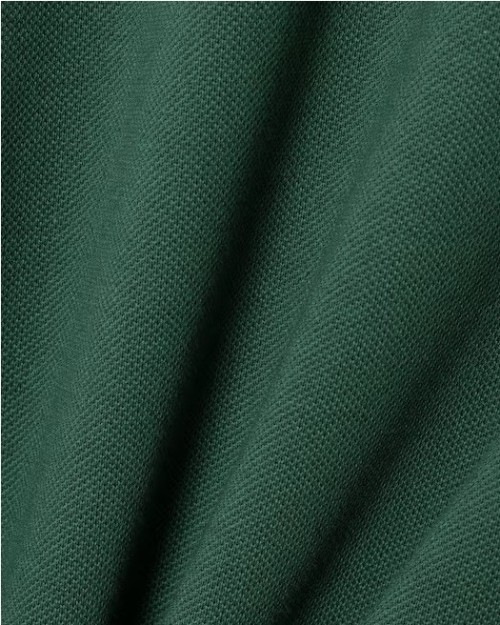 POLO DE CORTE CLASICO CON DETALLE EN EL BOLSILLO