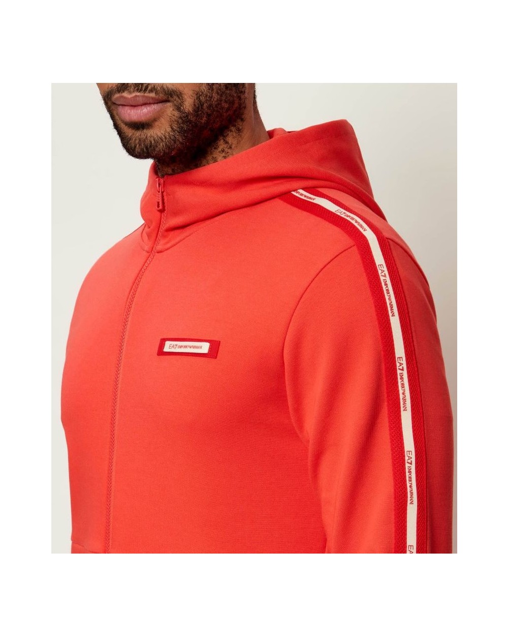 SUDADERA CON CAPUCHA LOGO SERIES