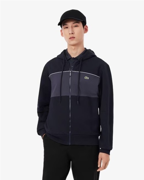 SUDADERA CON CAPUCHA Y CREMALLERA.