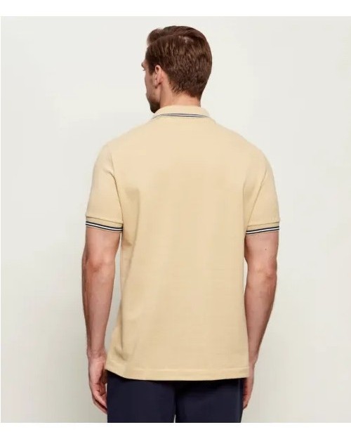 POLO CON DETALLES DECORATIVOS