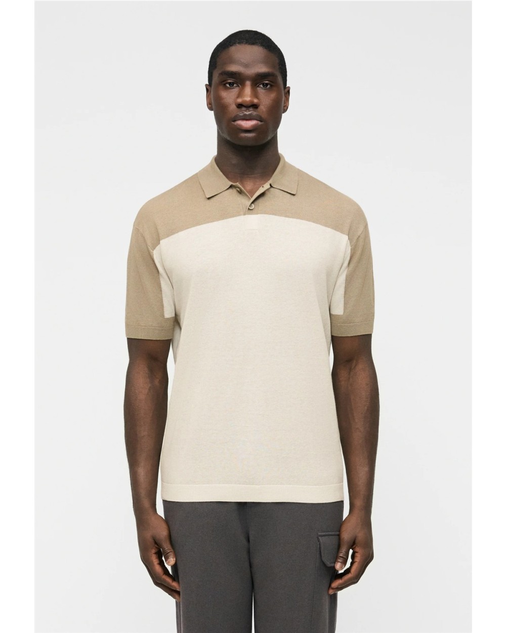 POLO LIGERO DE PUNTO DE LINO Y ALGODON