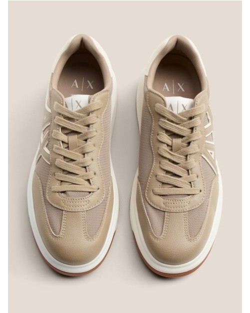 ZAPATILLAS DEPORTIVAS CON LOGOTIPO EN CONTRASTE