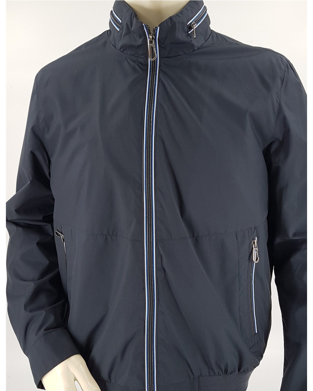 CAZADORA NYLON SMART CASUAL