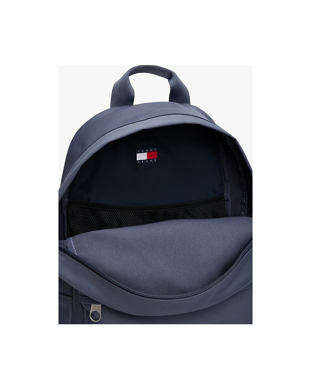 MOCHILA ESSENTIAL CON DISEÑO REDONDEADO
