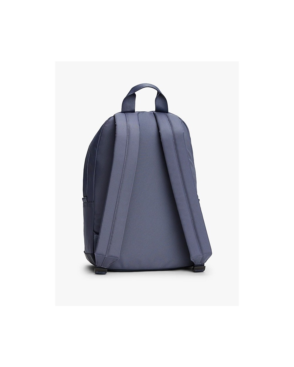 MOCHILA ESSENTIAL CON DISEÑO REDONDEADO