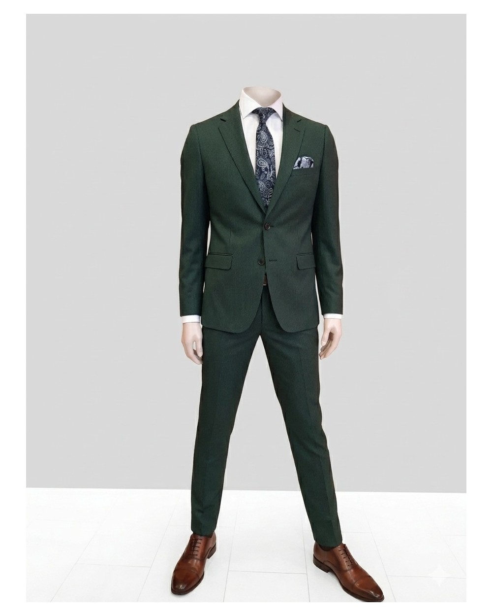 TRAJE FALSO LISO ELASTICO