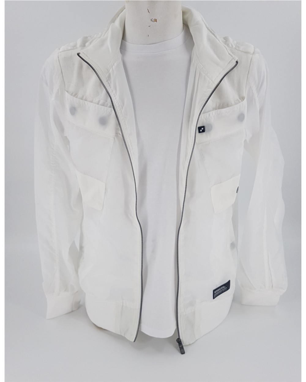 CHAQUETA LIGERA