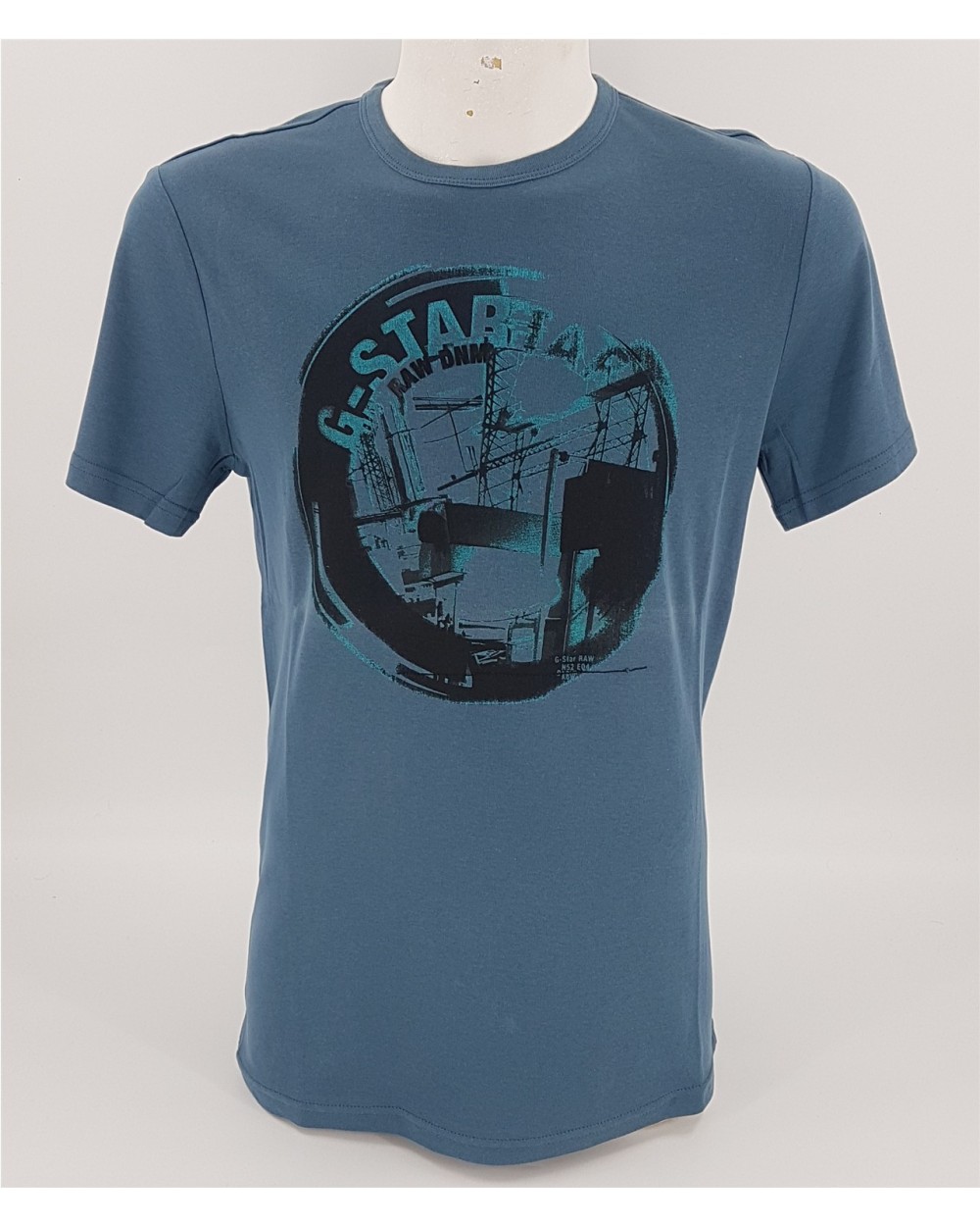 CAMISETA CON LOGO