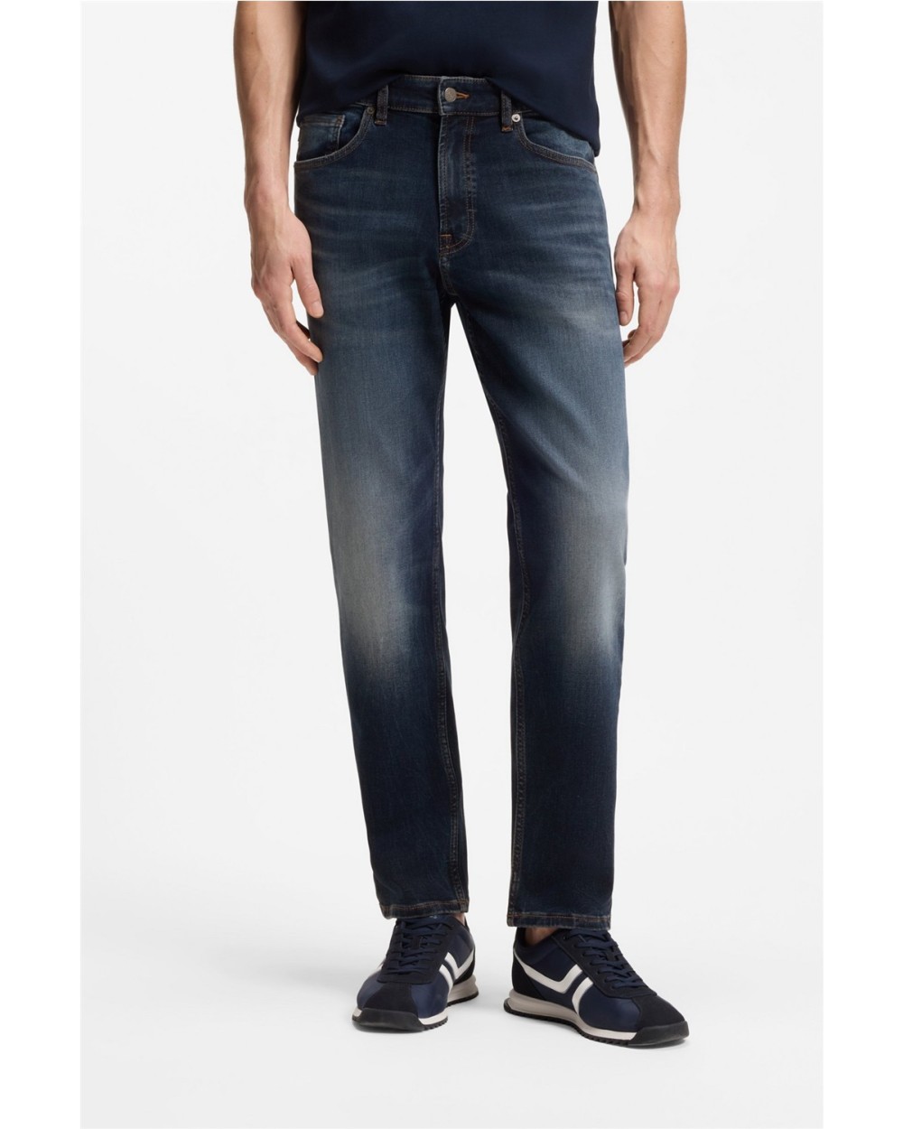VAQUEROS REGULAR FIT EN SUAVE DENIM NEGRO AZULADO