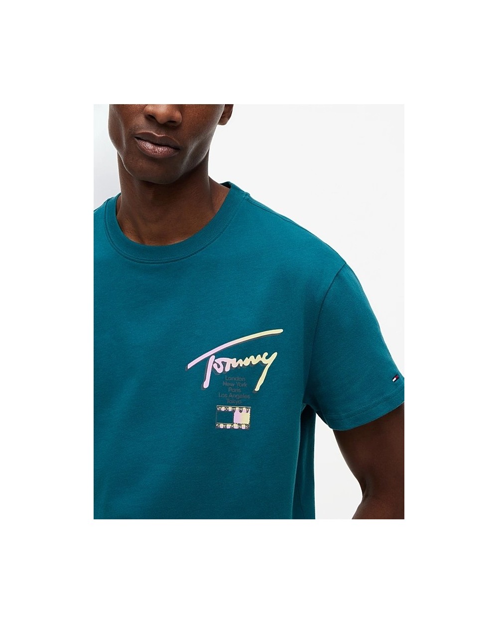CAMISETA DE CUELLO REDONDO CON LOGO CON FIRMA
