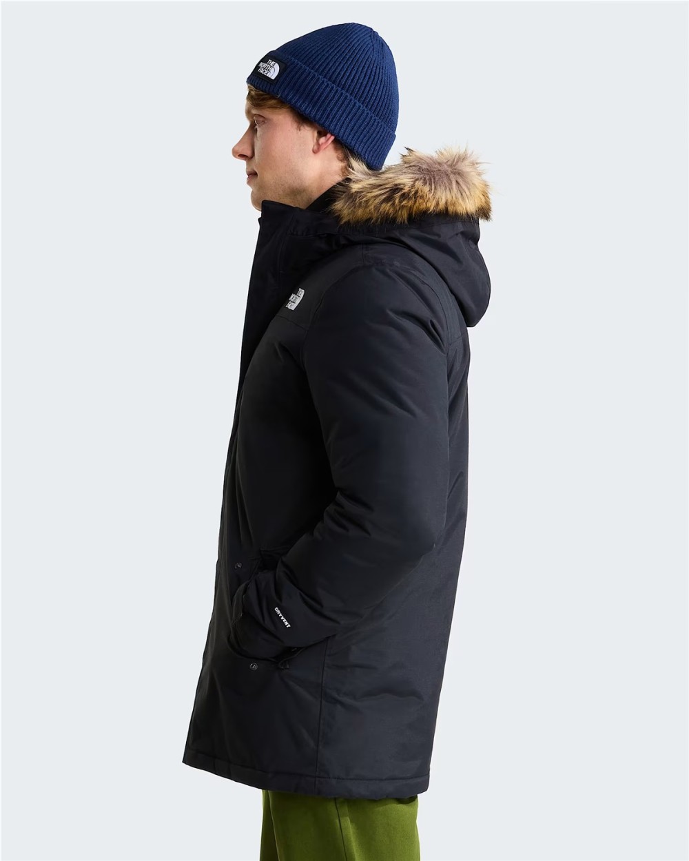 CHAQUETA CON CAPUCHA ZANECK