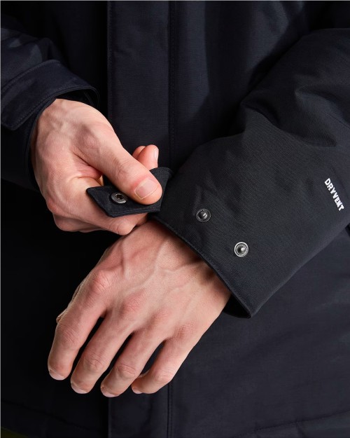 CHAQUETA CON CAPUCHA ZANECK