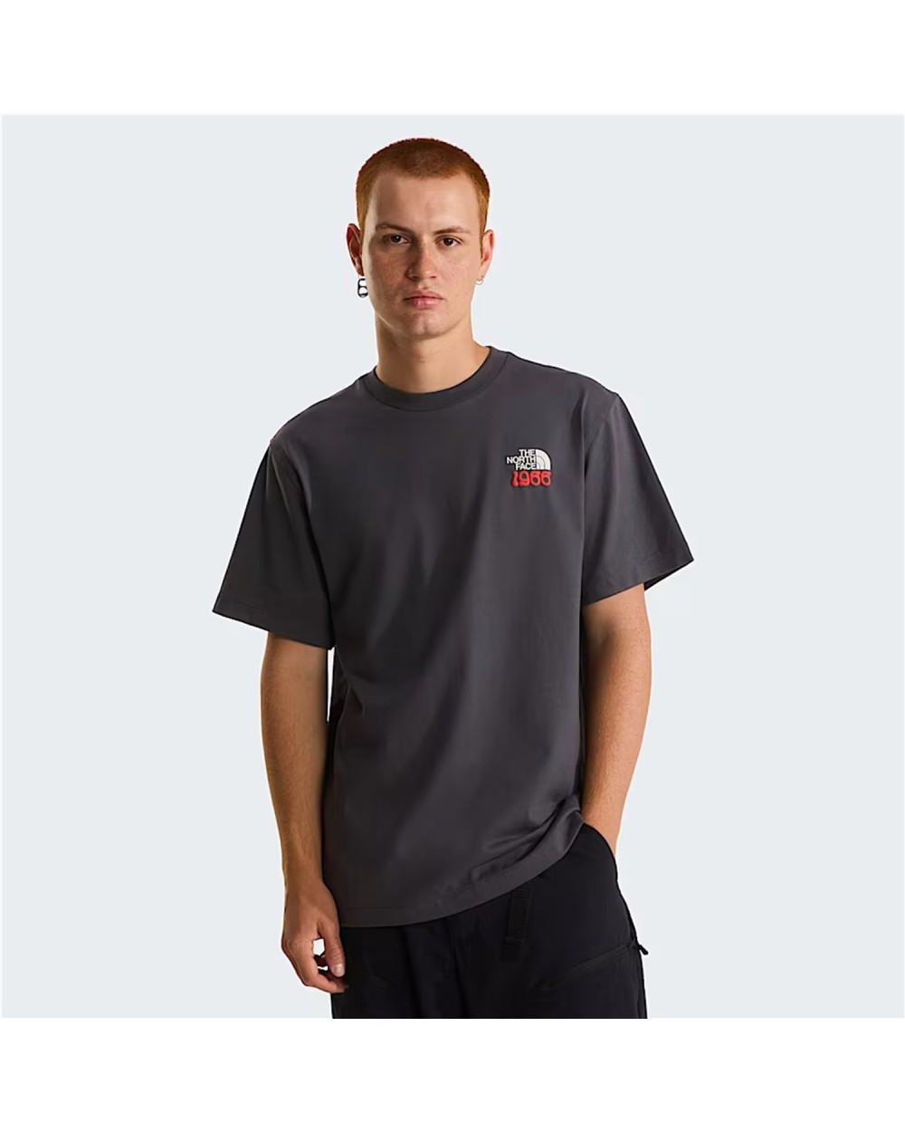 CAMISETAHOLGADA CON ESTAMPADOGRÁFICO FLORA 1966 PARA HOMBRE.