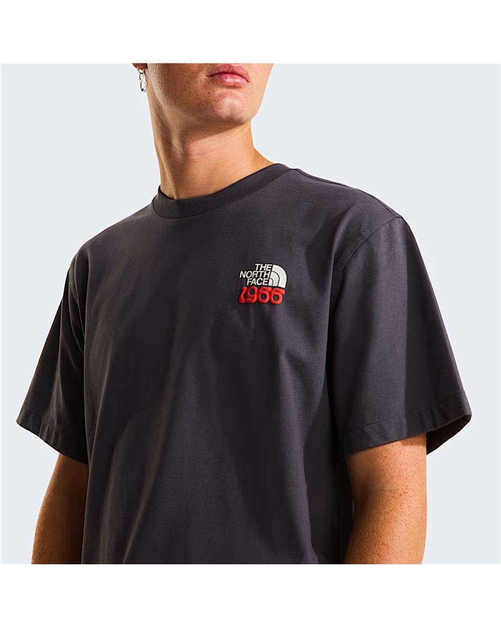 CAMISETAHOLGADA CON ESTAMPADOGRÁFICO FLORA 1966 PARA HOMBRE.