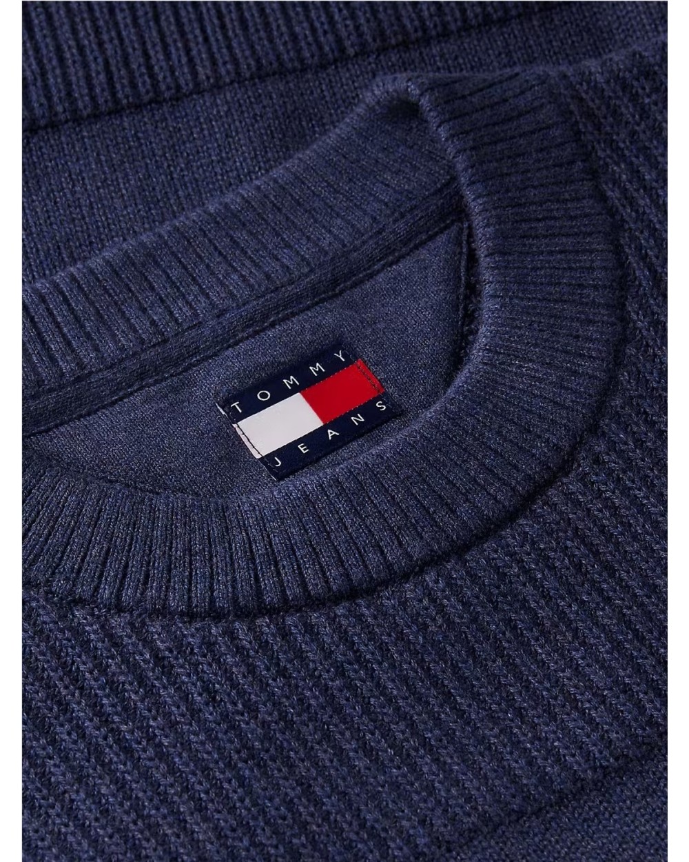JERSEY TEXTURIZADO CON LOGO