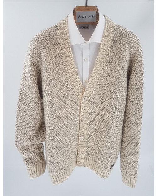 CHAQUETA DE PICO CON BOTONES