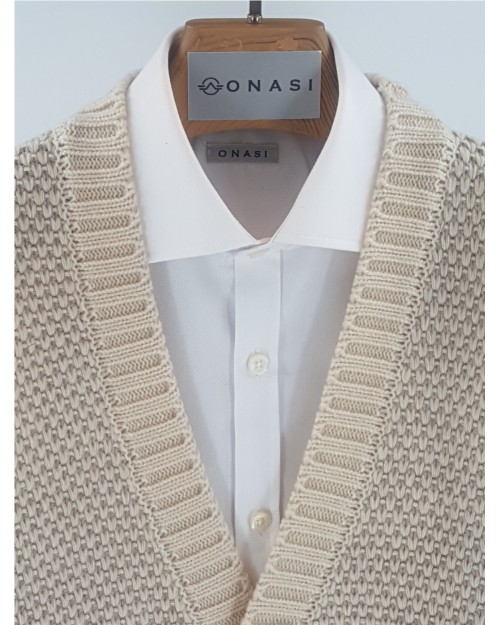 CHAQUETA DE PICO CON BOTONES 2