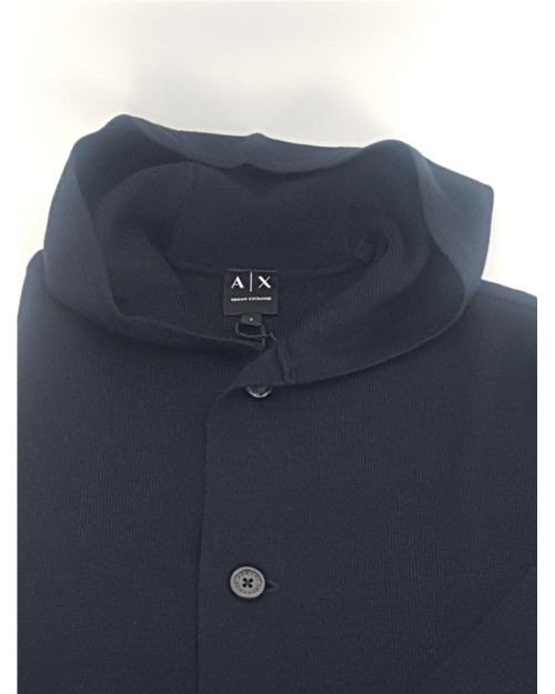 CHAQUETA DE BOTONES CON CAPUCHA