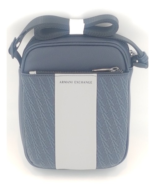 BOLSO CON LOGOS EN RELIEVE