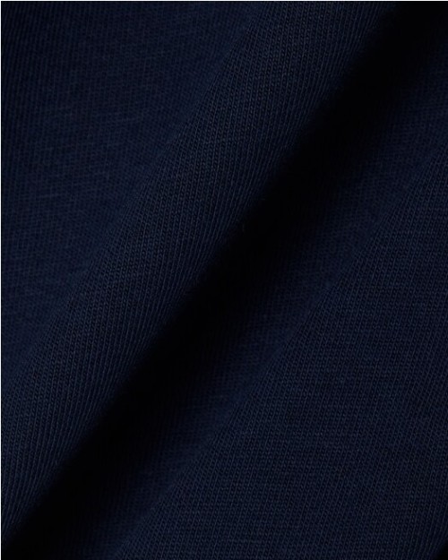 CAMISETA CON LOGO BORDADO