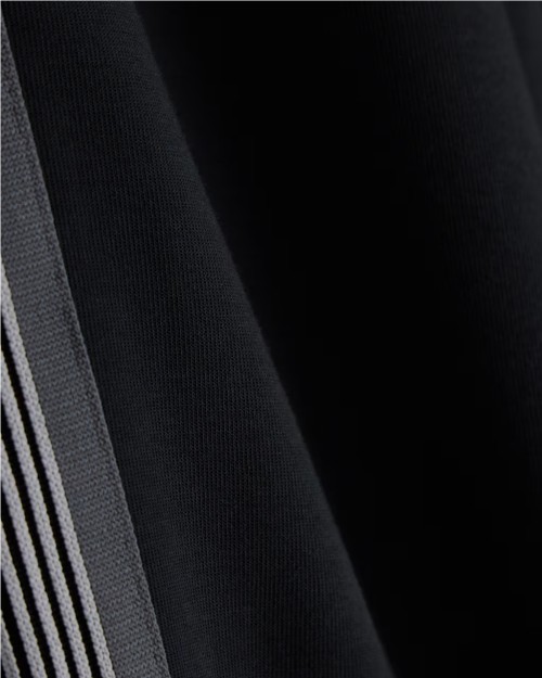 PANTALON DE CHÁNDAL CON BANDA LATERAL
