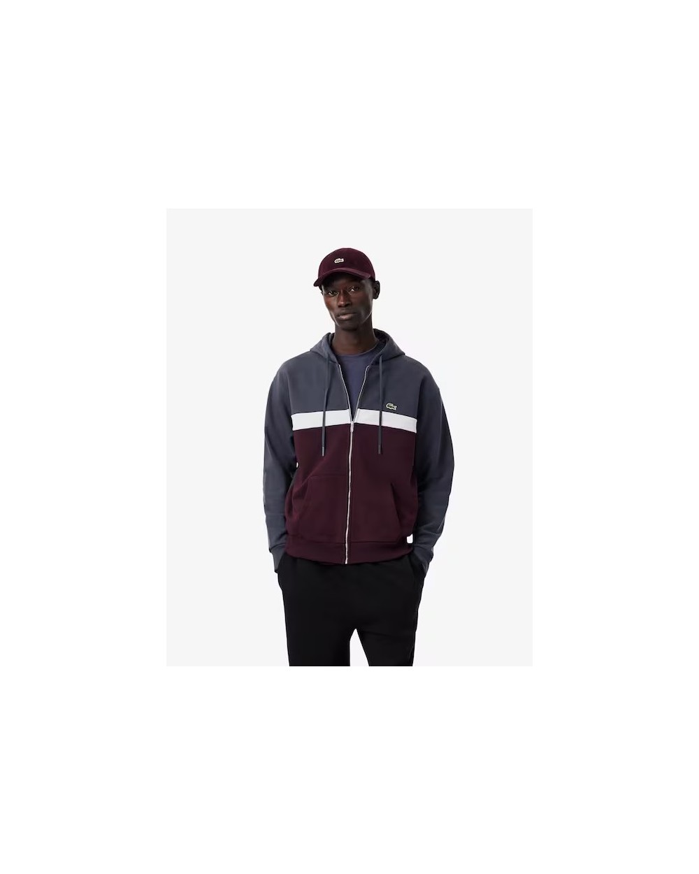 SUDADERA CON CREMALLERA Y CAPUCHA