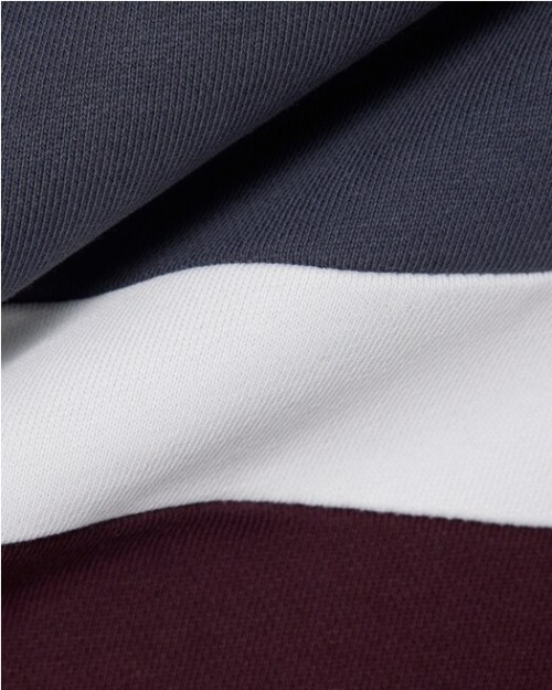 SUDADERA CON CREMALLERA Y CAPUCHA