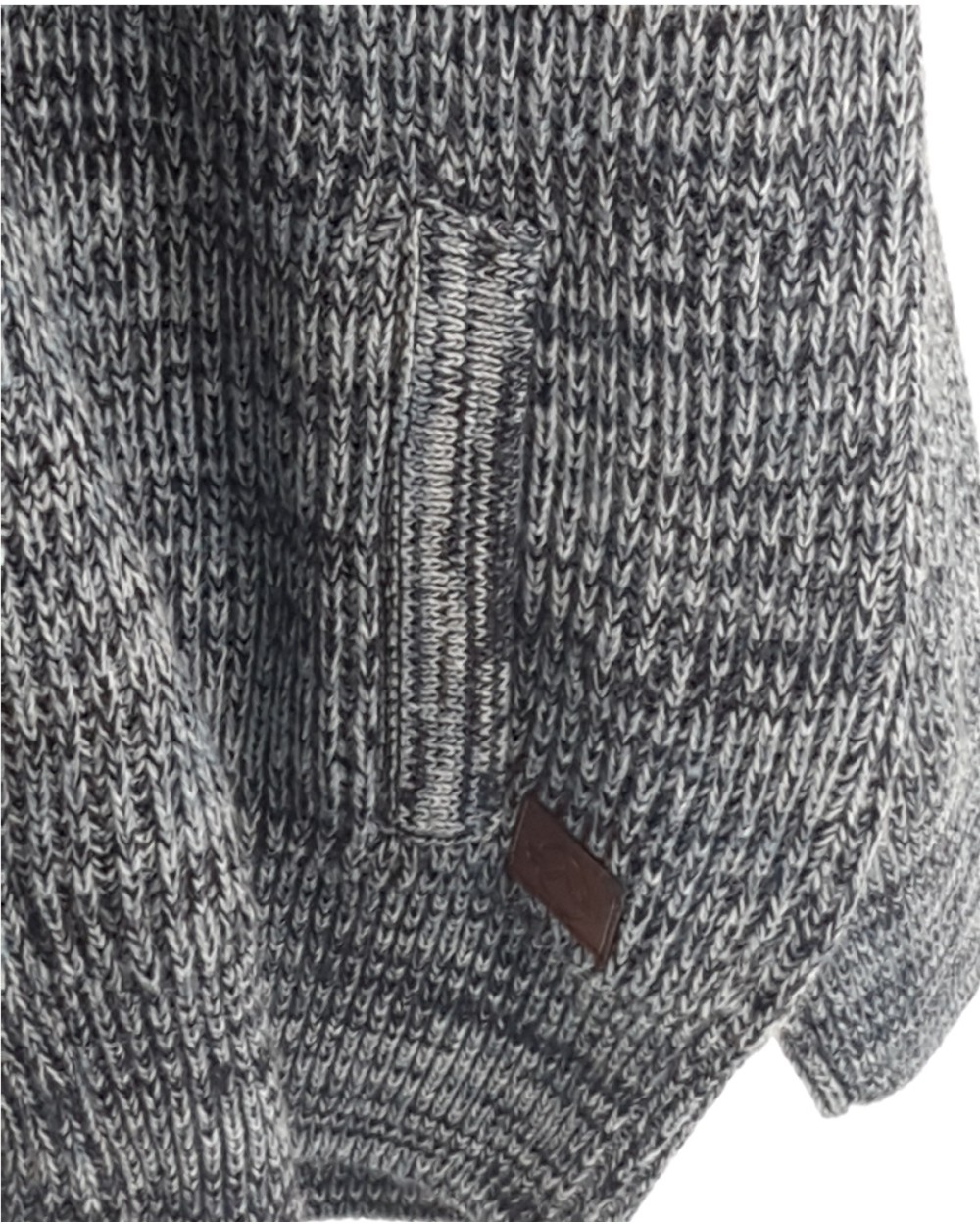 CHAQUETA DE PUNTO CON BOTONES