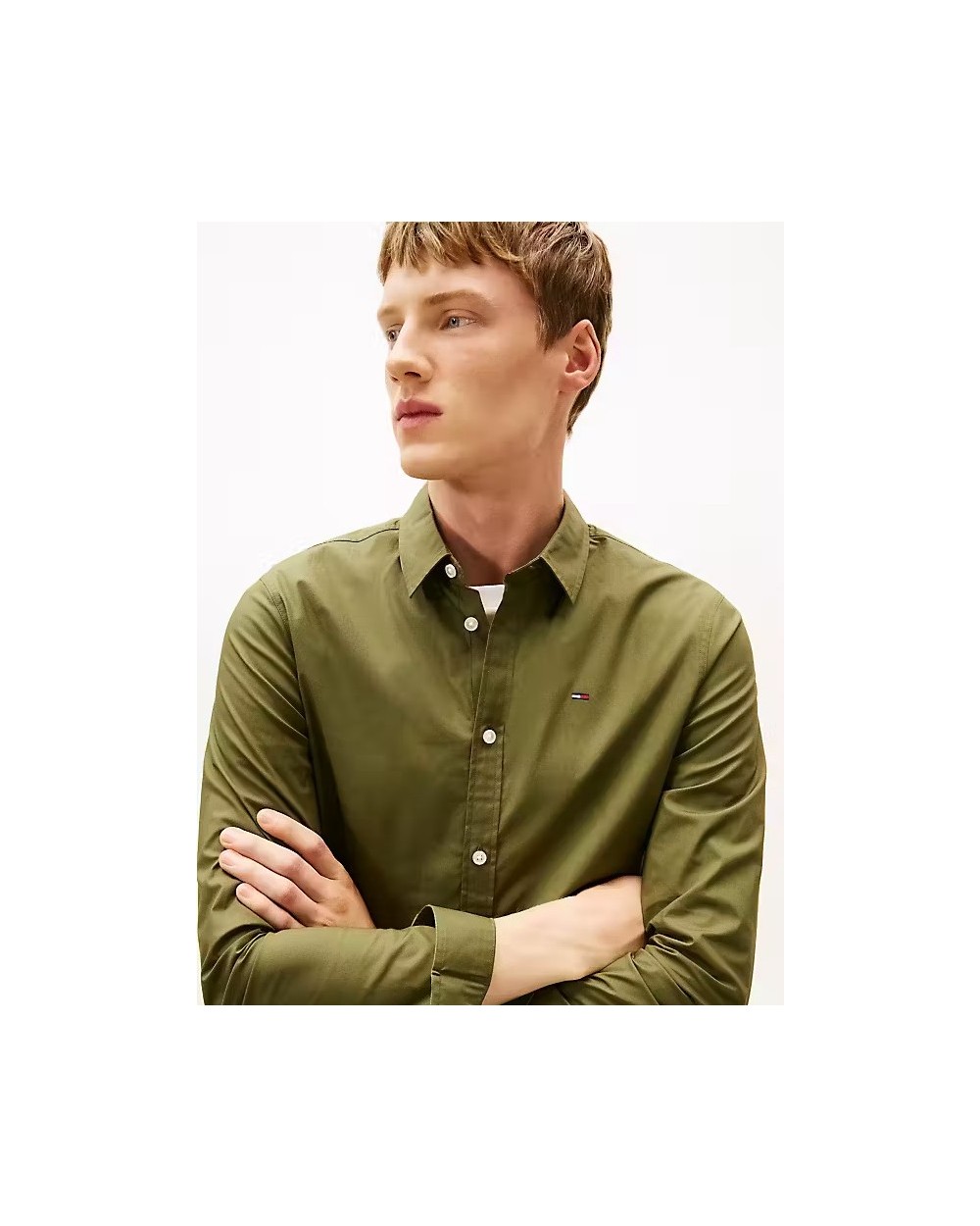 CAMISA DE CORTE SLIM EN POPELIN