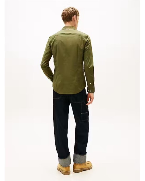 CAMISA DE CORTE SLIM EN POPELIN